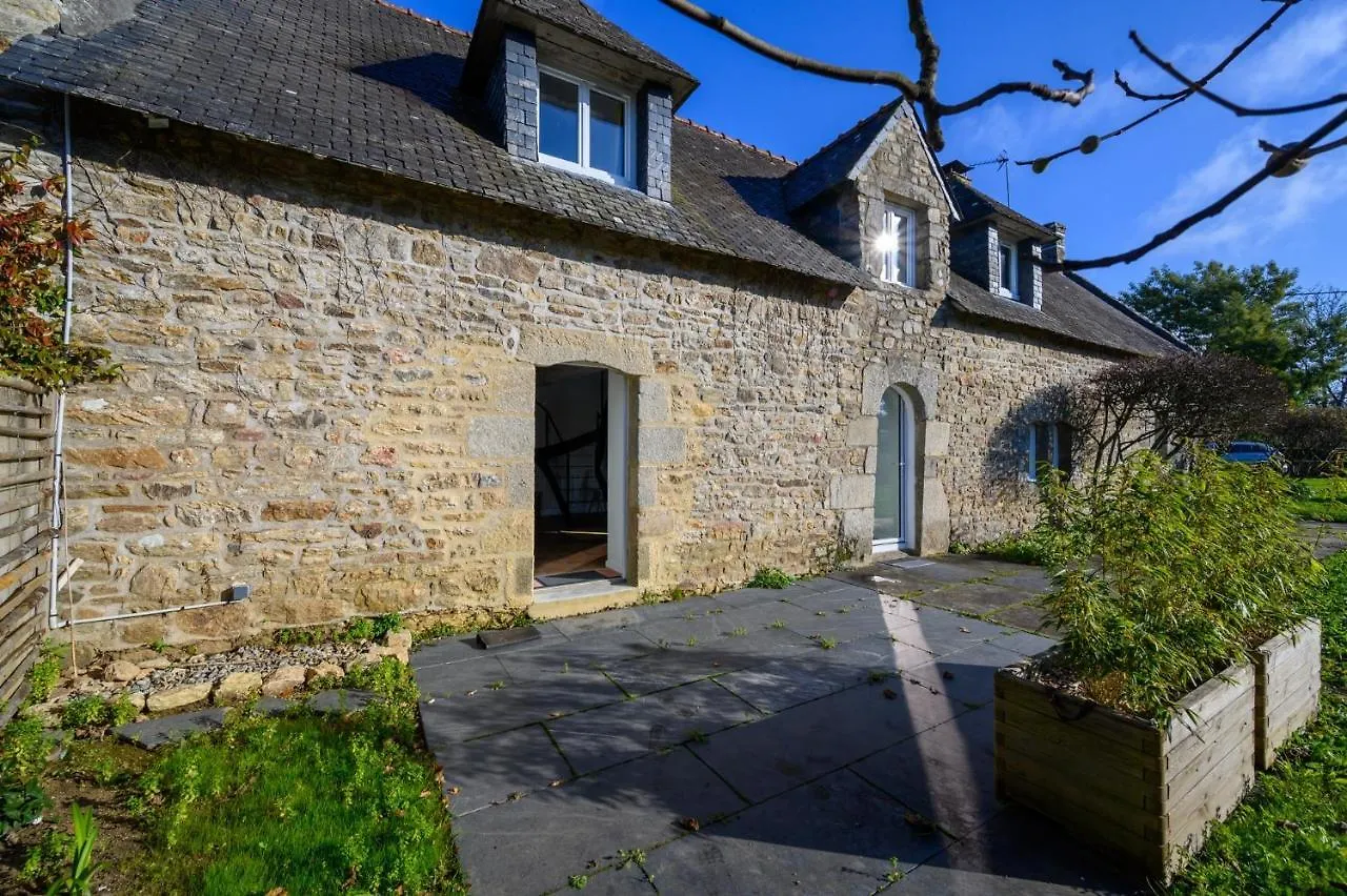 Ty-Voli - Magnifique Longere Renovee Villa Plougoumelen